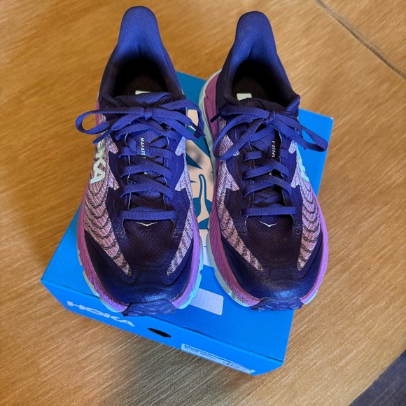 Hoka One One Women's Mafate Speed 4 -  6.5 -Nearly New - Picture 2 of 6